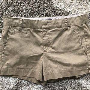 Vince Women's Beige Khaki Shorts Size 6 NWT $195